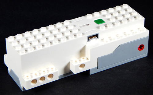 Lego 88006 powered - lego, hub